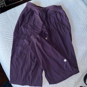 Lululemon license to train jogger